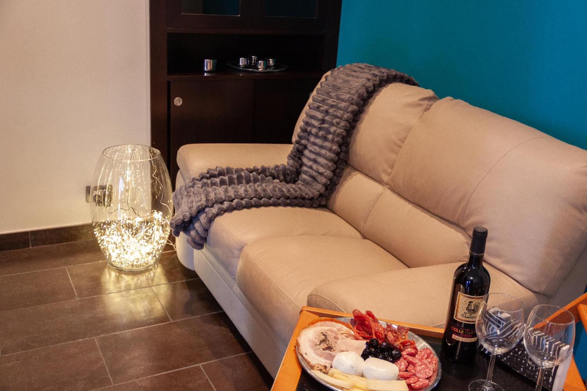 A Casa Di Marco Guesthouse - Apt Di Ciampino E Stazione Per Roma Marino Kültér fotó